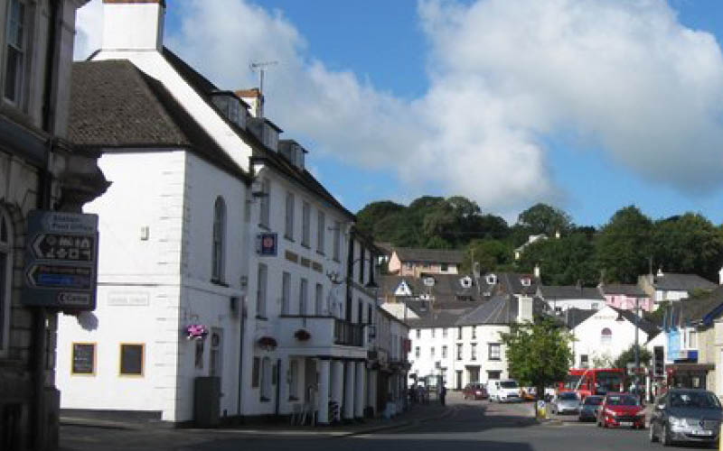 removals in okehampton